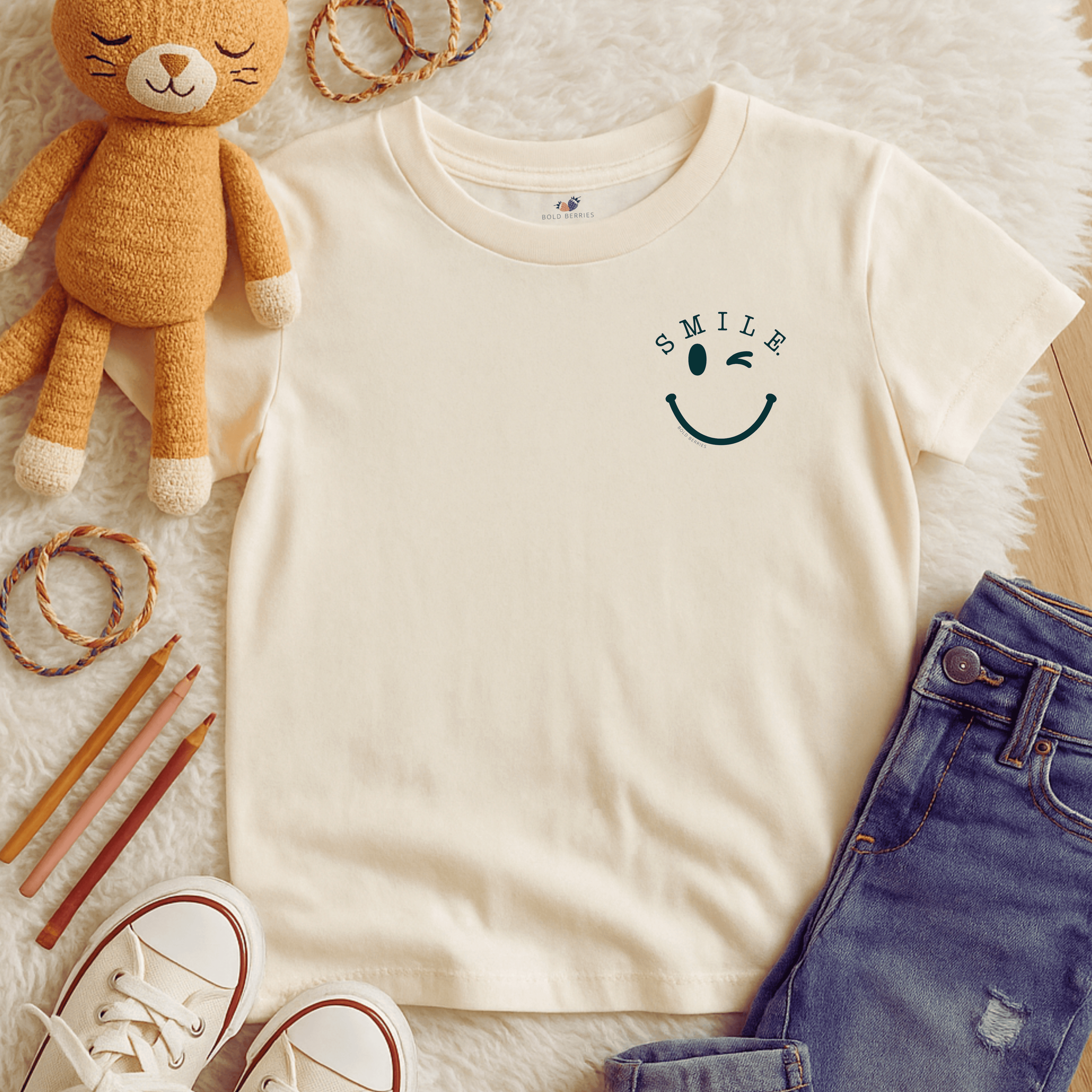 Smile. - Kids T-shirt