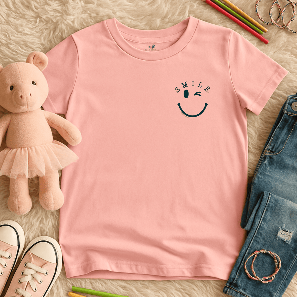 Smile. - Kids T-shirt