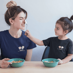 Choose the Sunshine - May – Lily of the Valley & Hawthorn - Kids T-shirt