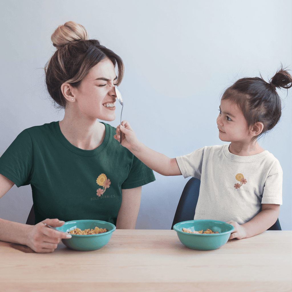 Warm Soul Bright Spirit - October – Marigold & Cosmos - Kids T-shirt