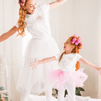 Shine Through All Seasons - December – Narcissus (Paperwhite) & Holly - Kids T-shirt